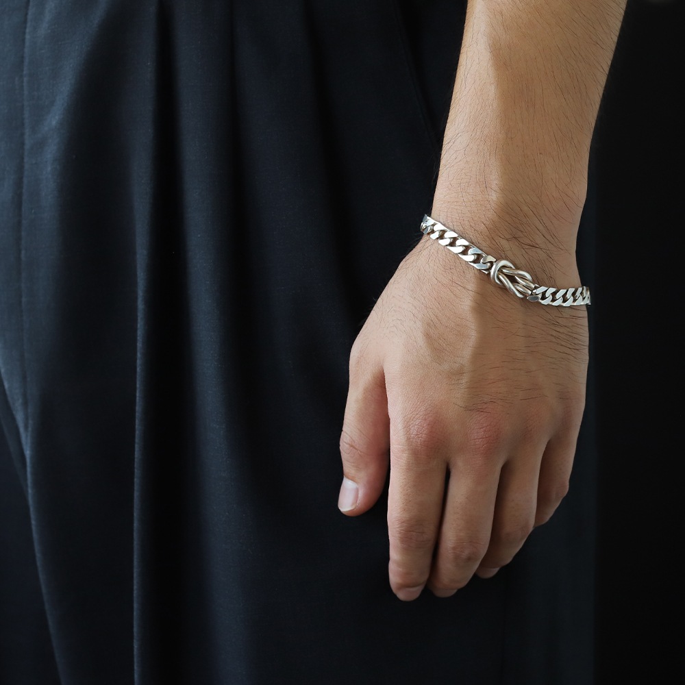 【VINTAGE】TIFFANY&Co. Center Knot Bracelet