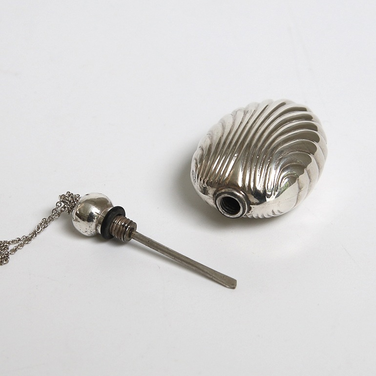 【VINATGE】TIFFANY&Co. Perfume Bottle Necklace