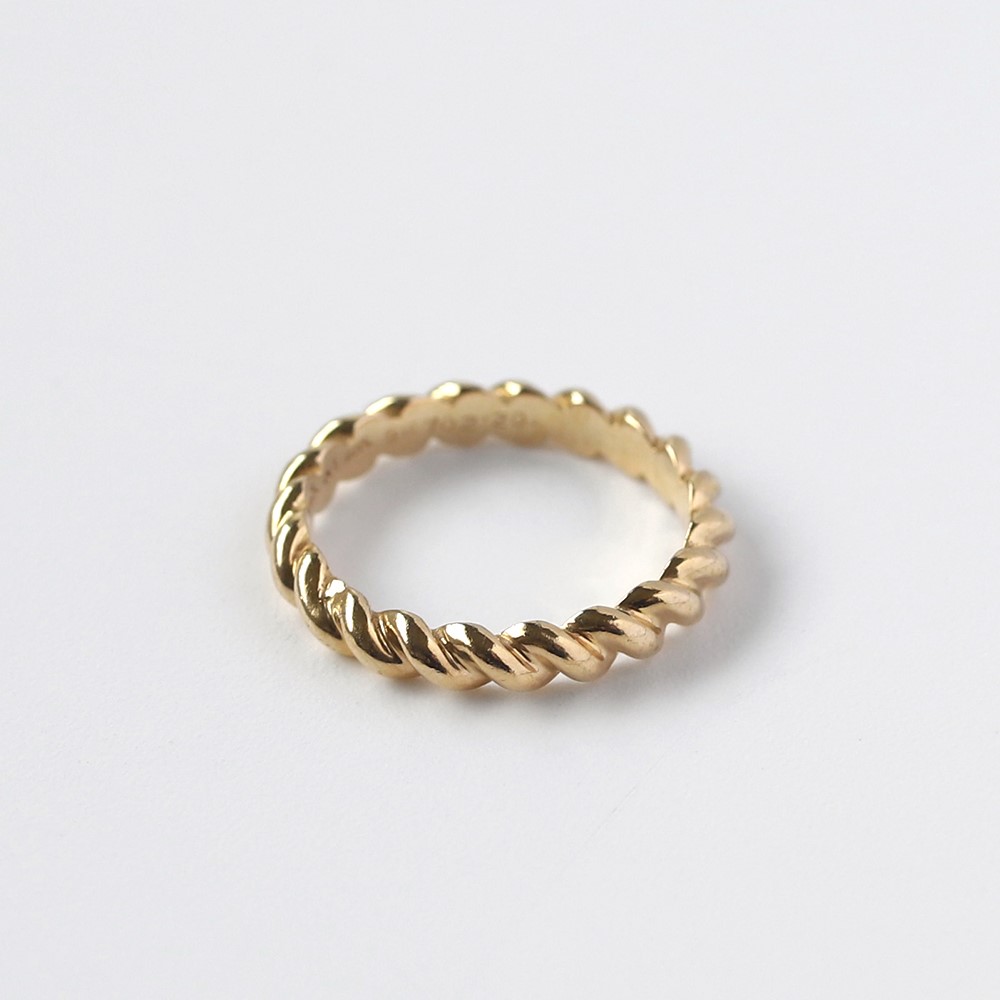 【VINTAGE】Van Cleef & Arpels 18k Gold Twist Ring
