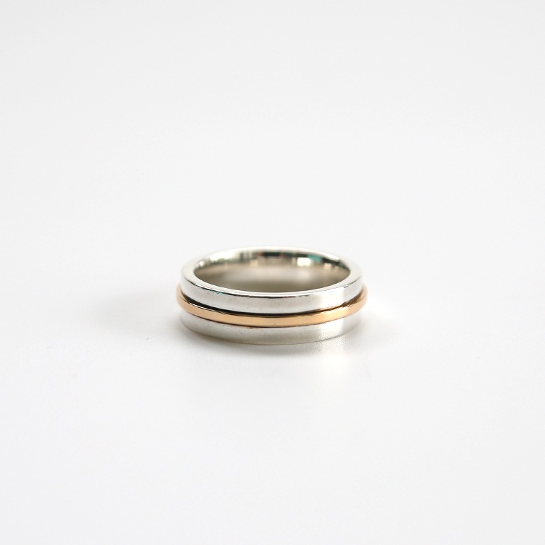 【OLD】TIFFANY&Co. T TWO NARROW RING