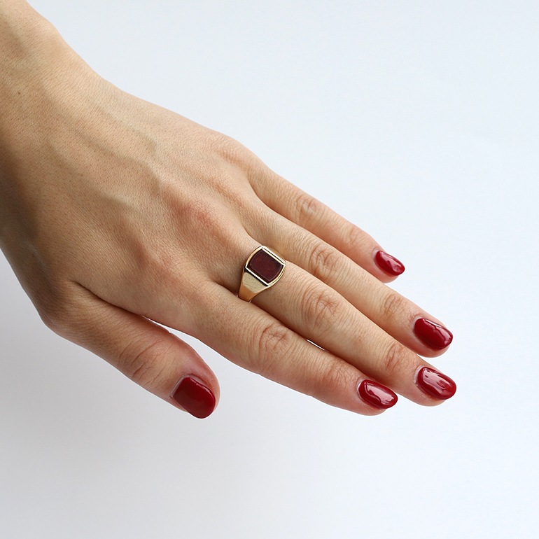 【1957】9k Gold Carnelian Signet Ring