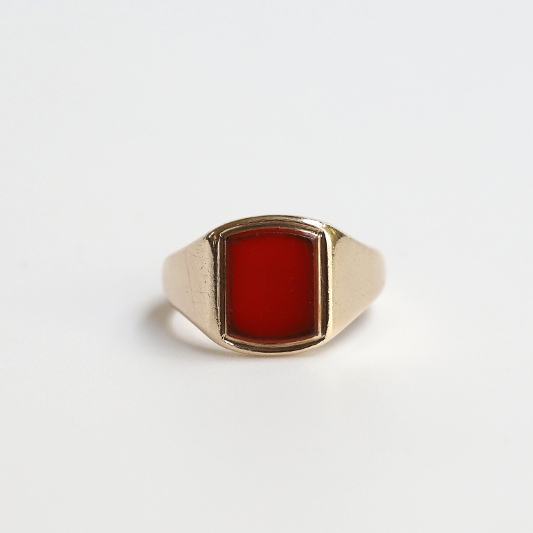 【1957】9k Gold Carnelian Signet Ring