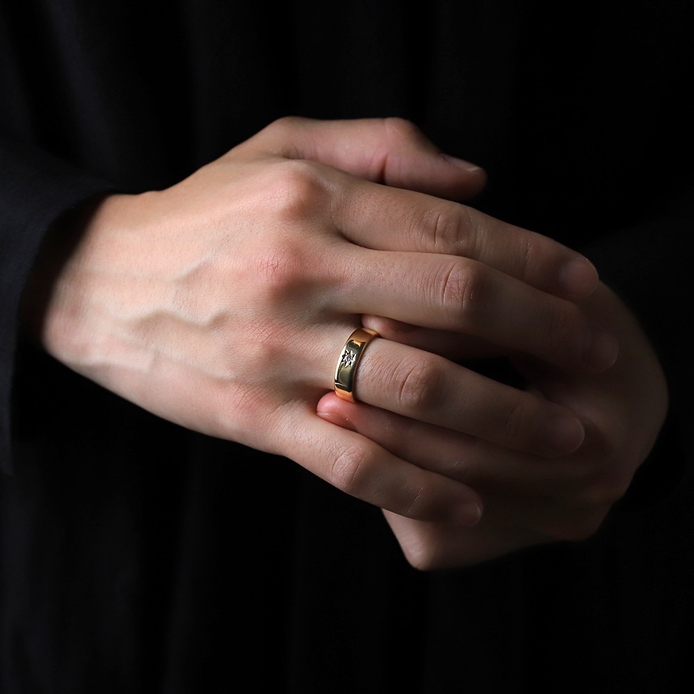 【1986】18k Gold Diamond Gypsy Ring