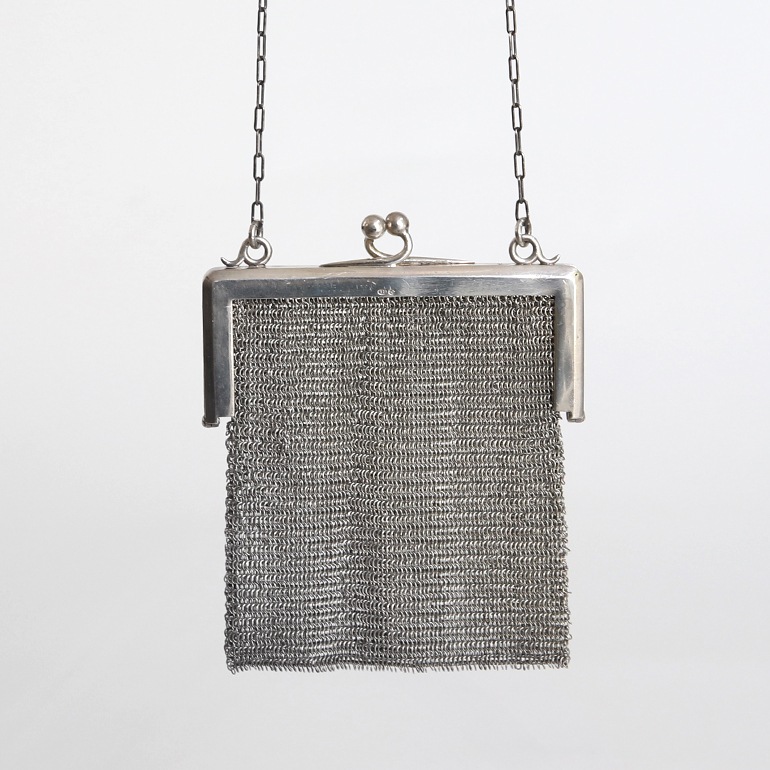 【1915】Silver Mesh Bag