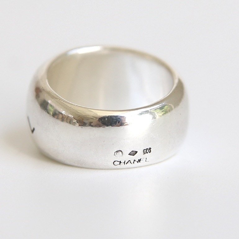 【OLD】CHANEL SILVER RING