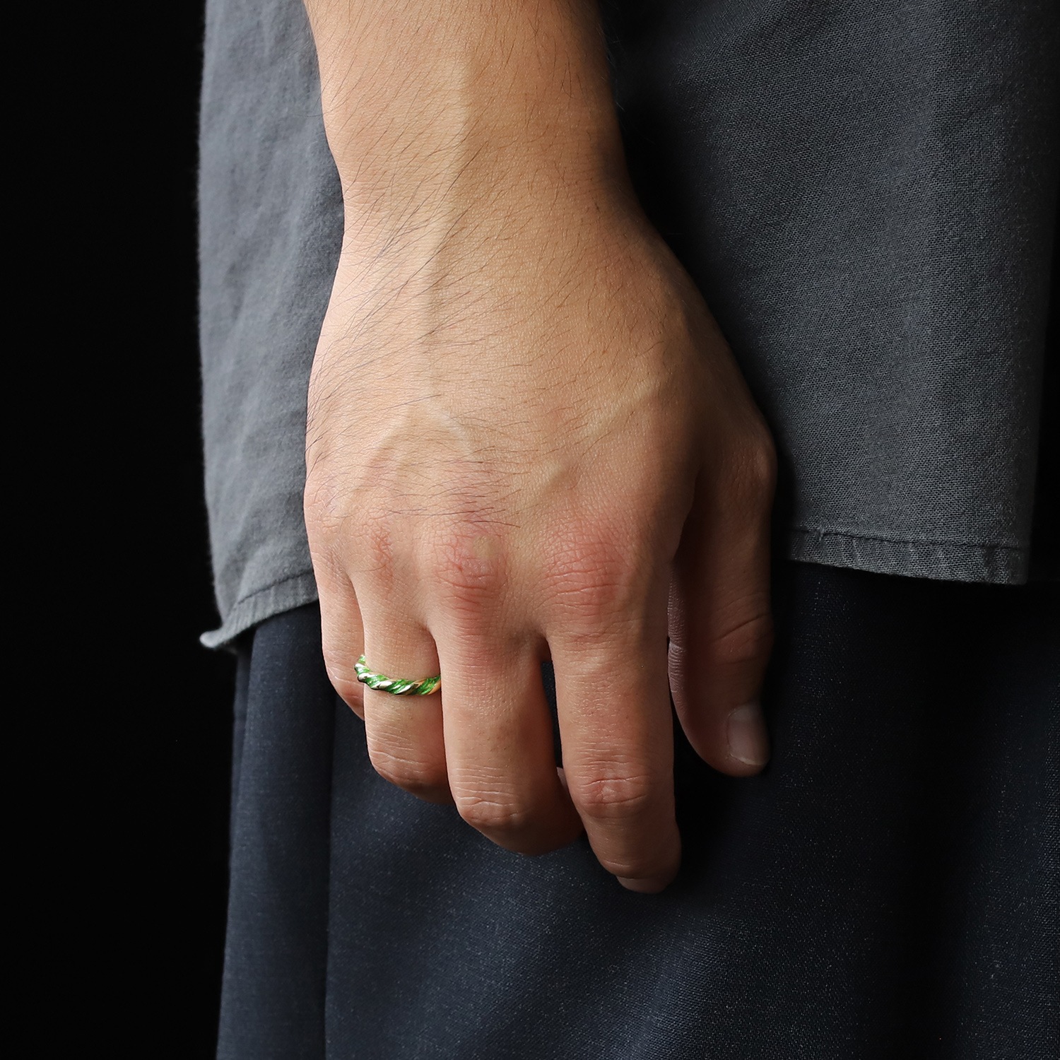 【1980s】TIFFANY&Co. 18k Gold Enamel Twist Ring