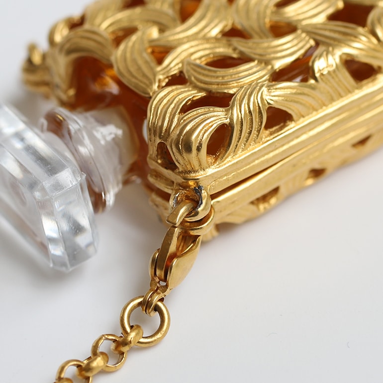 【VINTAGE】CHANEL No.5 Perfume Bottle Necklace