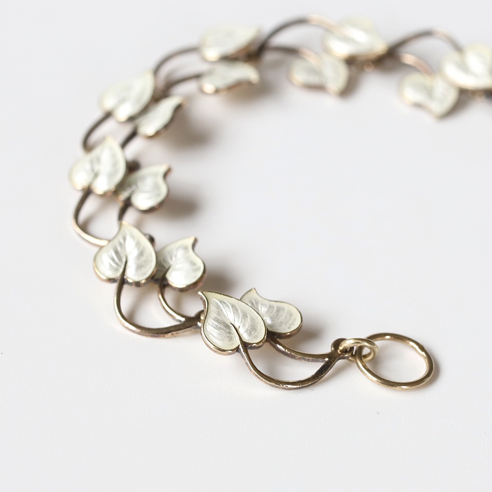 【1960s】Denmark Volmer Bahner<br>Enamel Leaf Bracelet