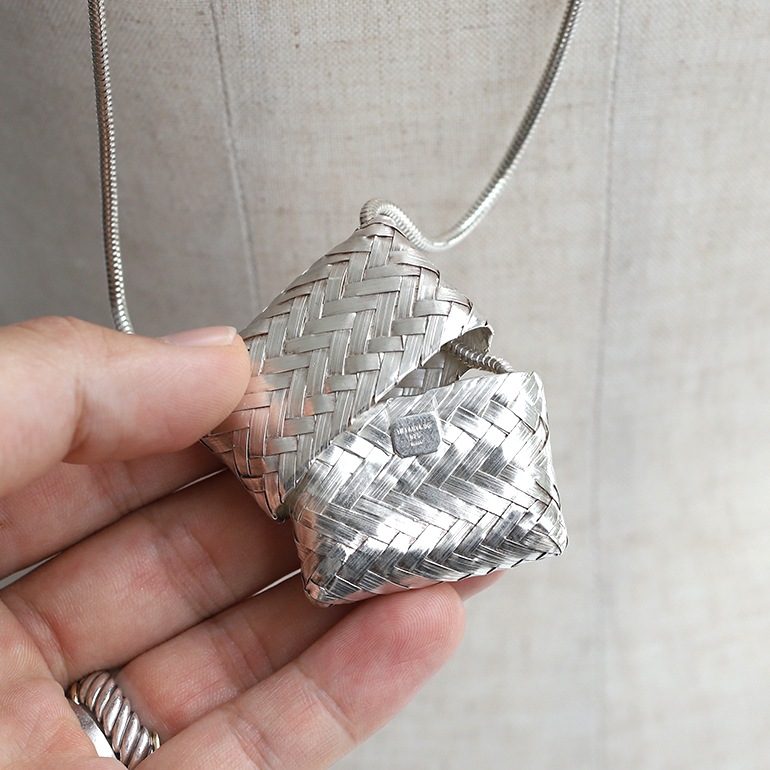 【VINATGE】TIFFANY&Co. Small Basket Necklace