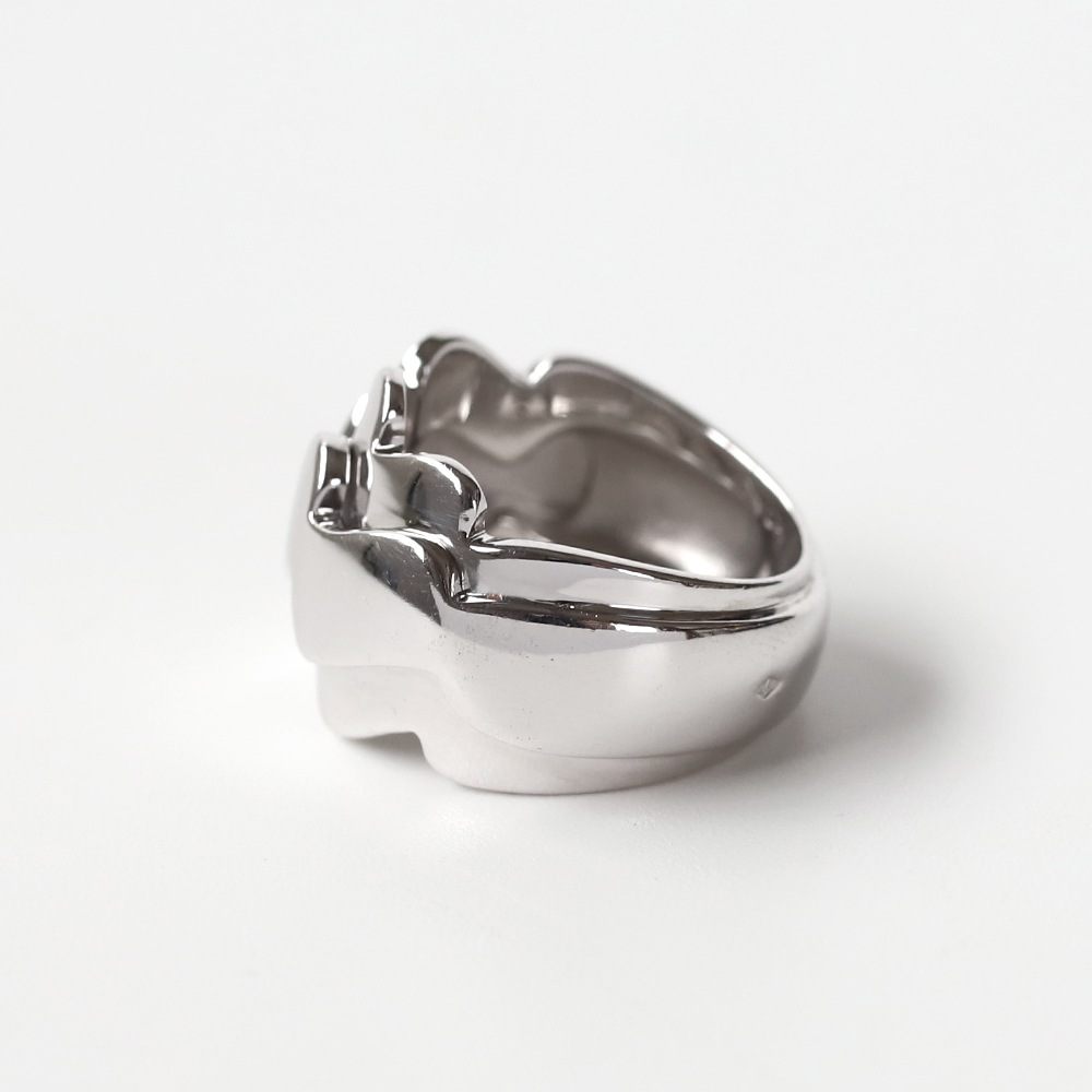【OLD】Van Cleef & Arpels 18k White Gold Wave Ring