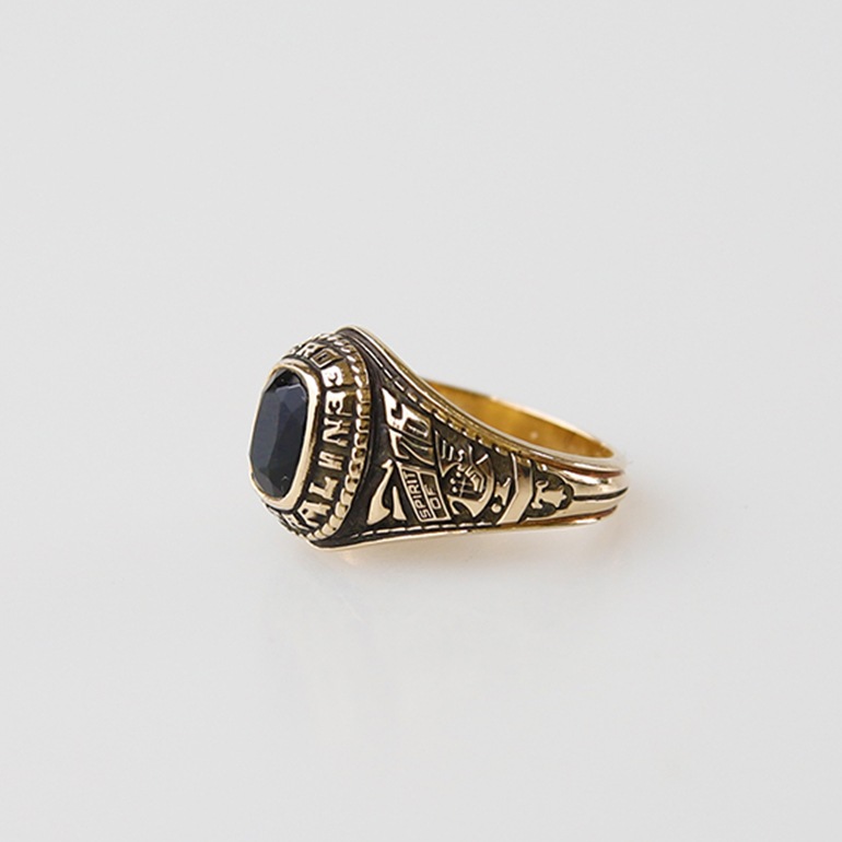 1976】10K ABERDEEN CENTRAL HIGH SCHOOL CLASS RING | VINTAGE | MATILDE