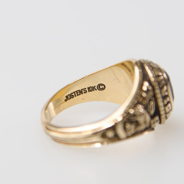1976】10K ABERDEEN CENTRAL HIGH SCHOOL CLASS RING | VINTAGE | MATILDE
