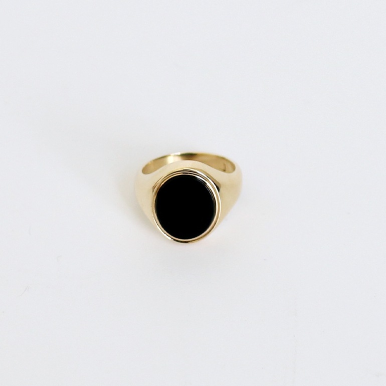 【1970s】9K GOLD ONYX SIGNET RING