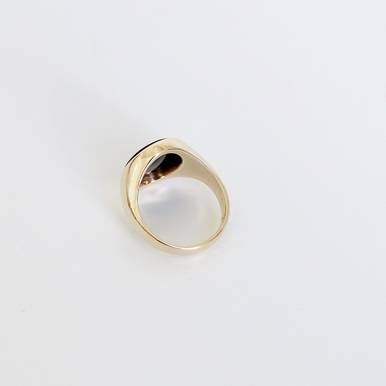 【1970s】9K GOLD ONYX SIGNET RING