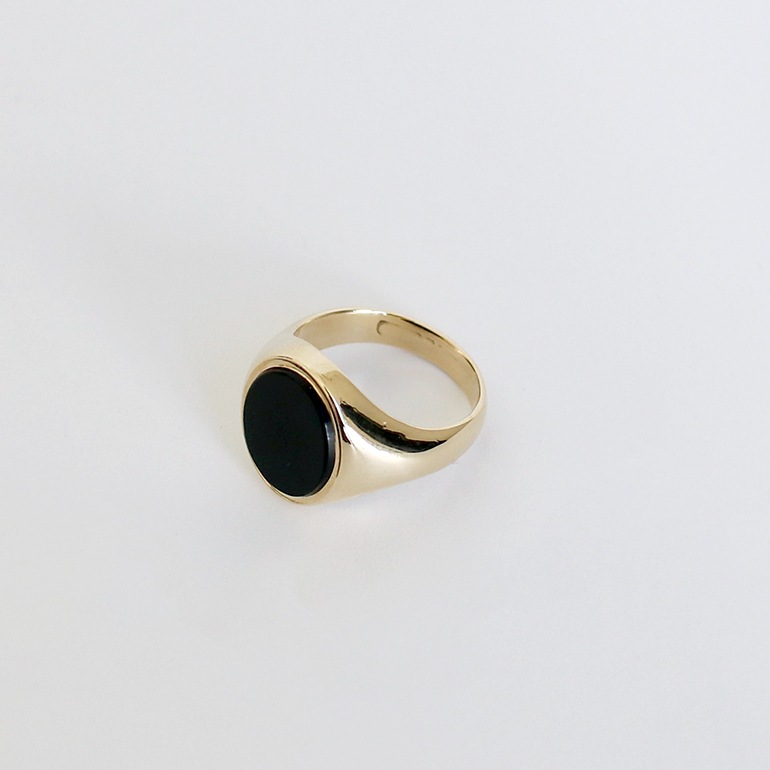 【1970s】9K GOLD ONYX SIGNET RING