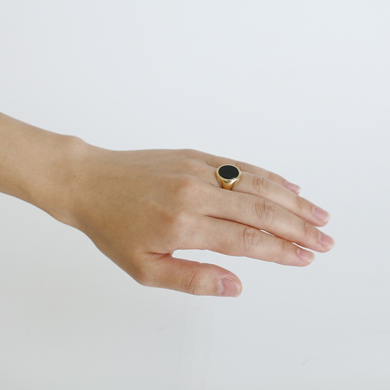 【1970s】9K GOLD ONYX SIGNET RING
