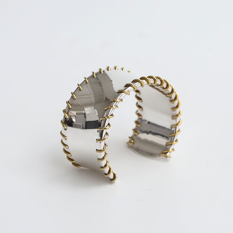 【2001】TIFFANY&Co. Gold Stitch Wide Cuff