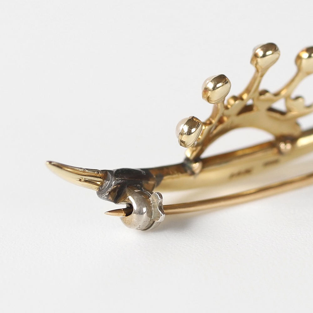 【ANTIQUE】France 14k Gold Crescent Moon Brooch