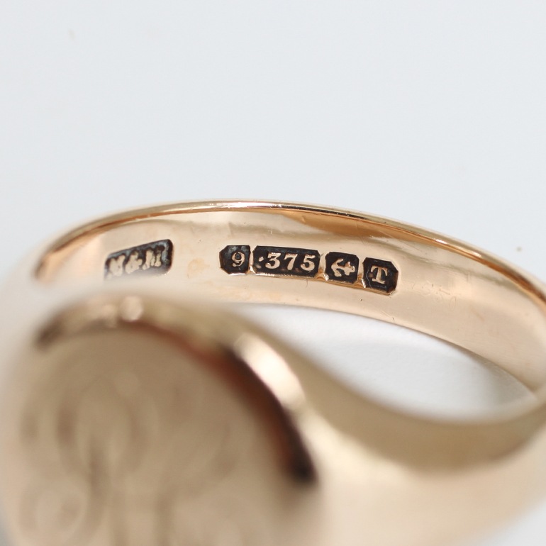 【1868】VICTORIAN 9K GOLD SIGNET RING