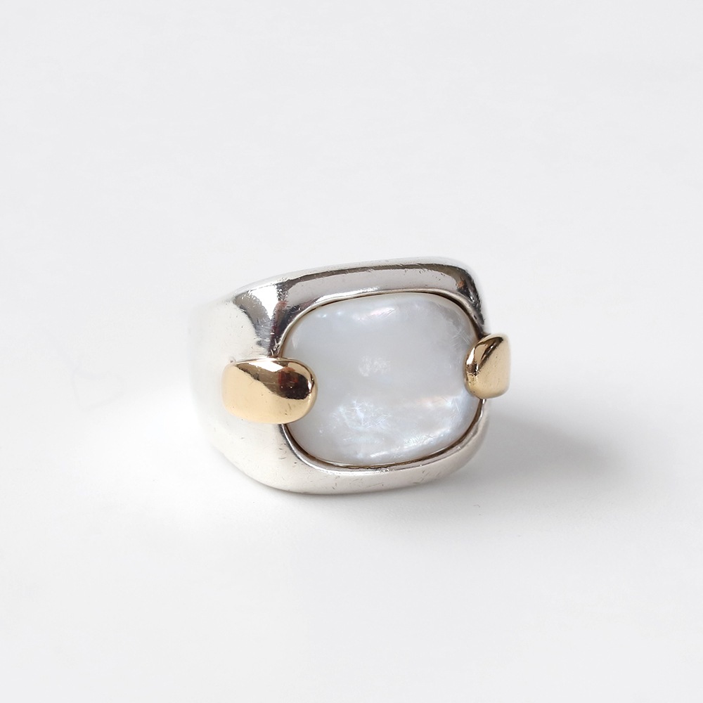 【1980s】HERMES Mother of Pearl Ring