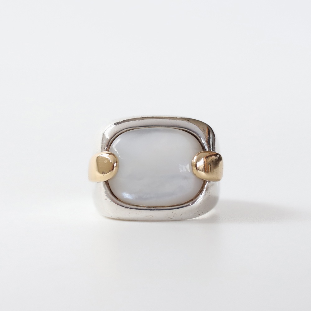 【1980s】HERMES Mother of Pearl Ring