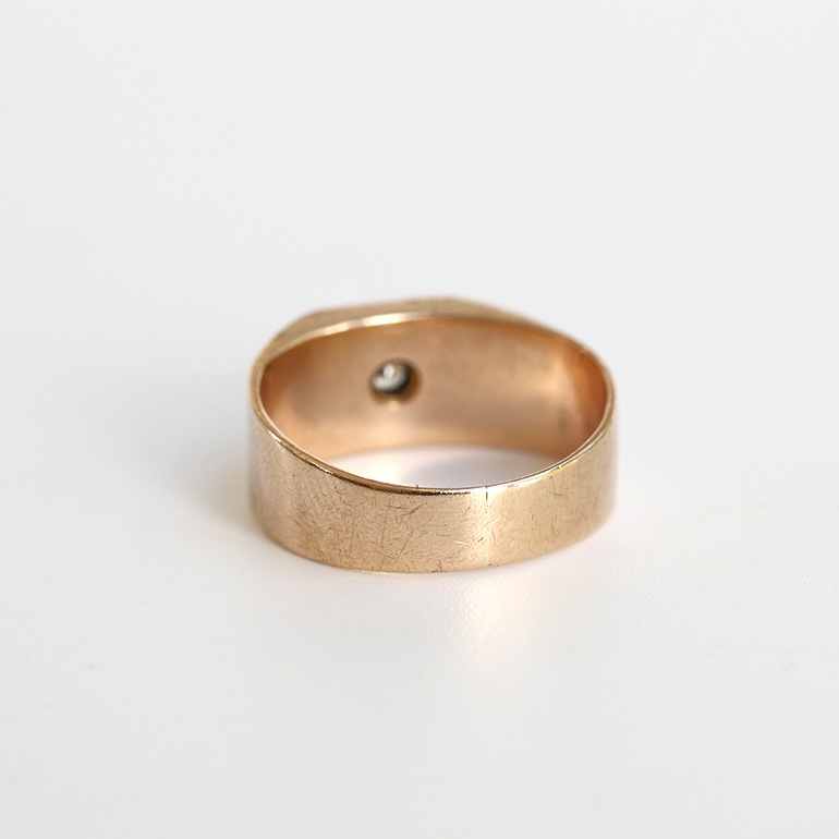 【1933】9k Gold Diamond Signet Ring