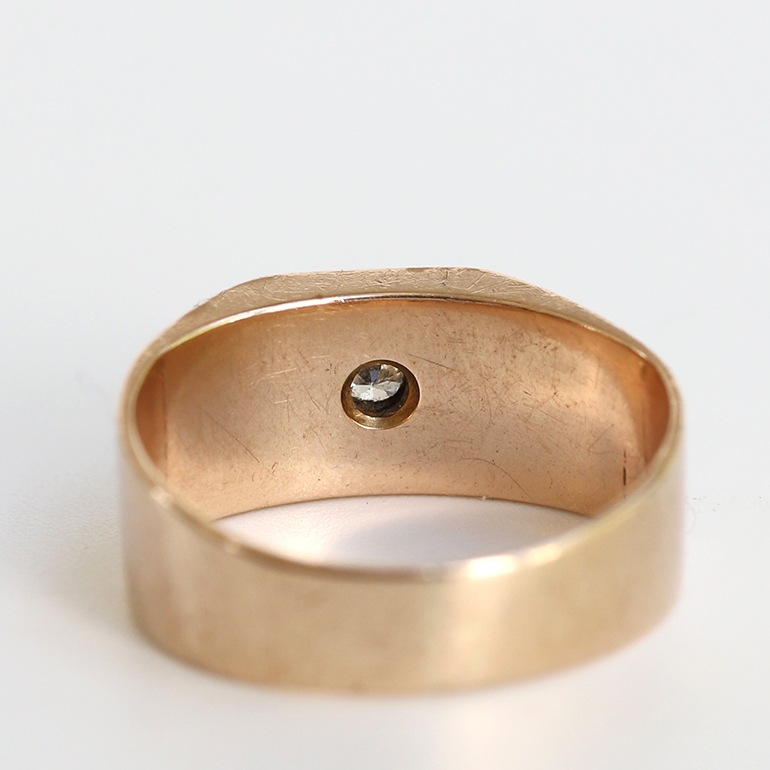 【1933】9k Gold Diamond Signet Ring