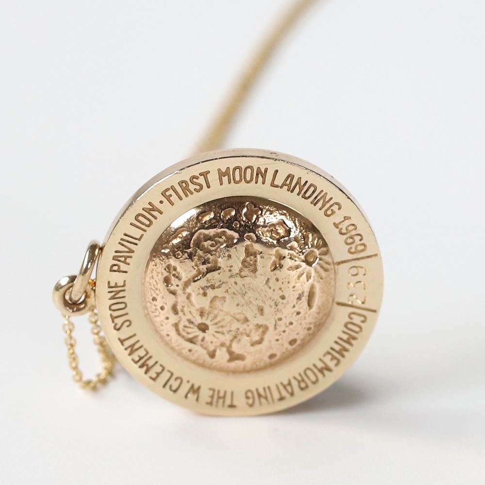 【1969】TIFFANY&Co.<br>14k Gold First Moon Landing Pendant Necklace