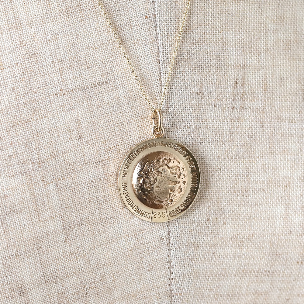 【1969】TIFFANY&Co.<br>14k Gold First Moon Landing Pendant Necklace