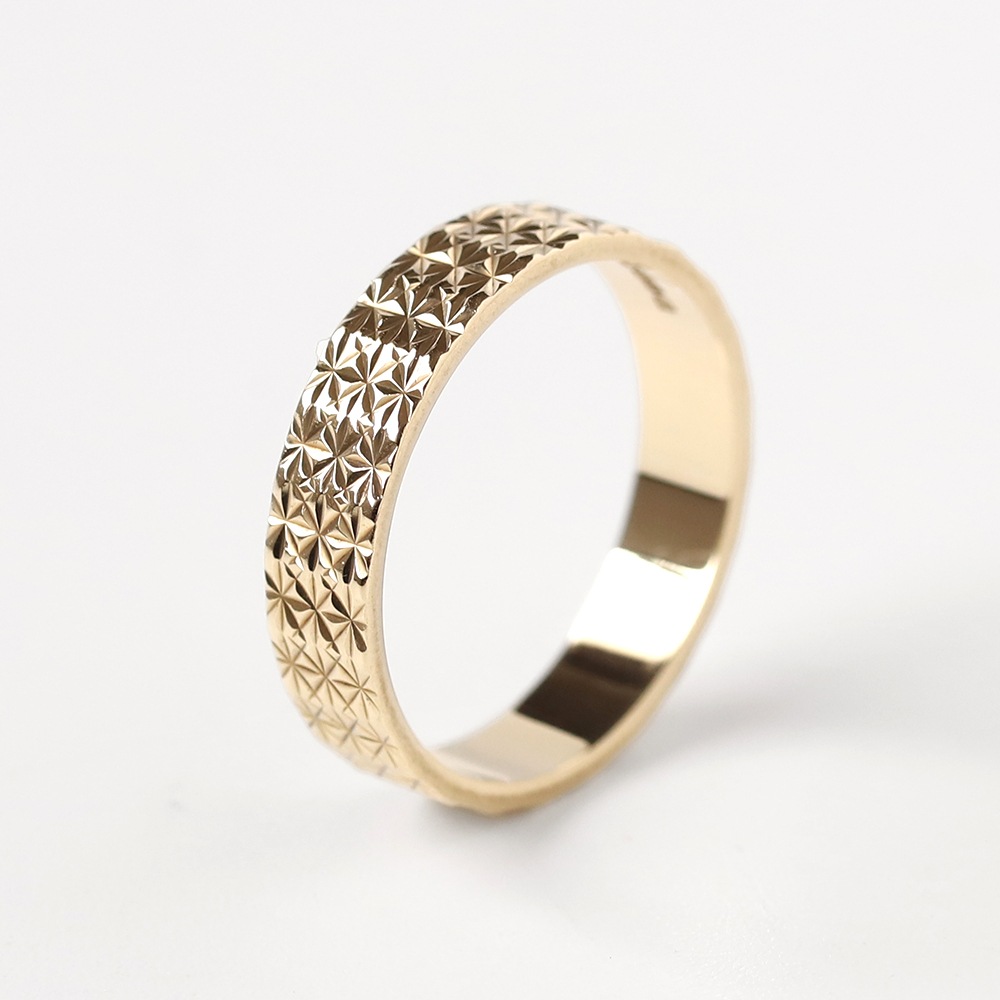 【1977】Sheffield 9k Gold Carved Band Ring