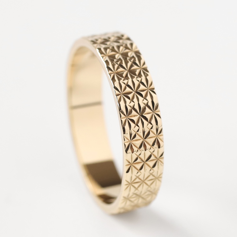【1977】Sheffield 9k Gold Carved Band Ring