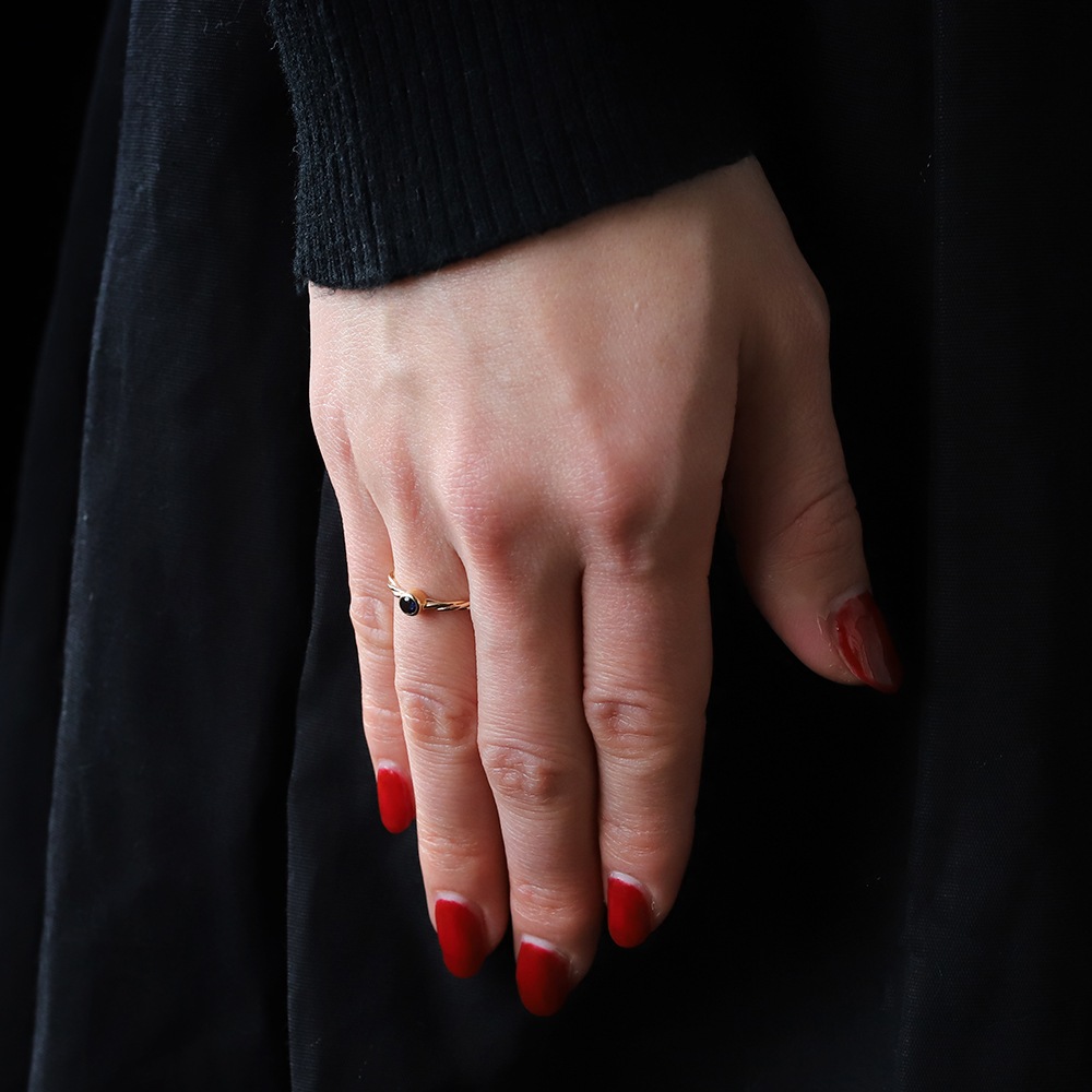 【1990s】Cartier Twisted Sapphire Ring