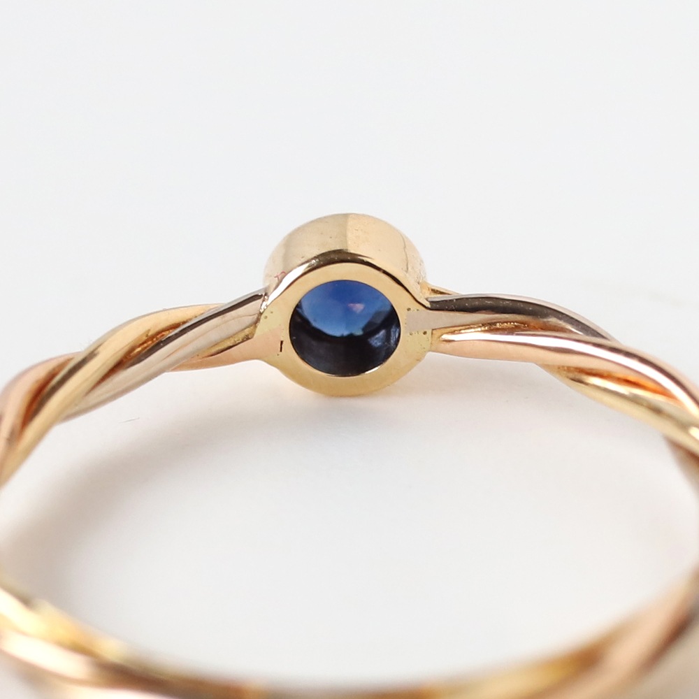 【1990s】Cartier Twisted Sapphire Ring