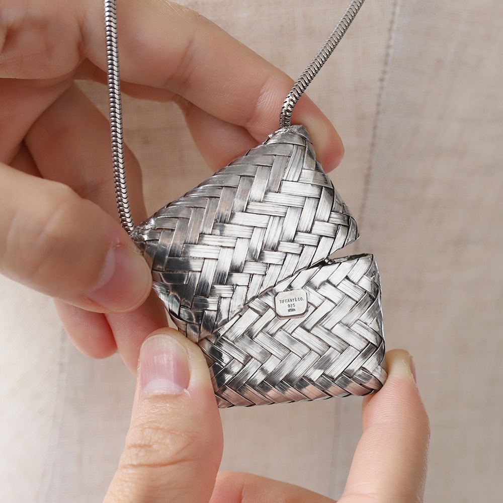 【VINATGE】TIFFANY&Co. Small Basket Necklace