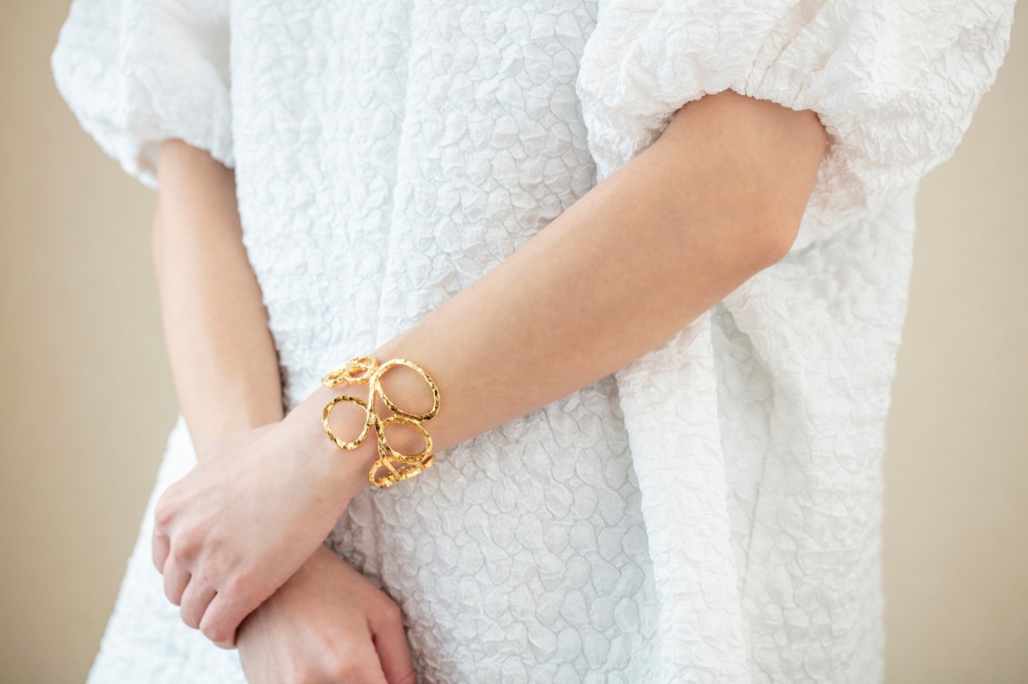 セシル エ ジャンヌ トレアドール デザイン バングル セシルエジャンヌ