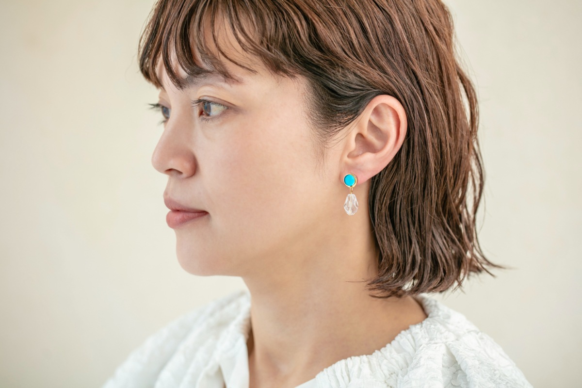 ルミエール バイカラーピアス ブルー×クリア