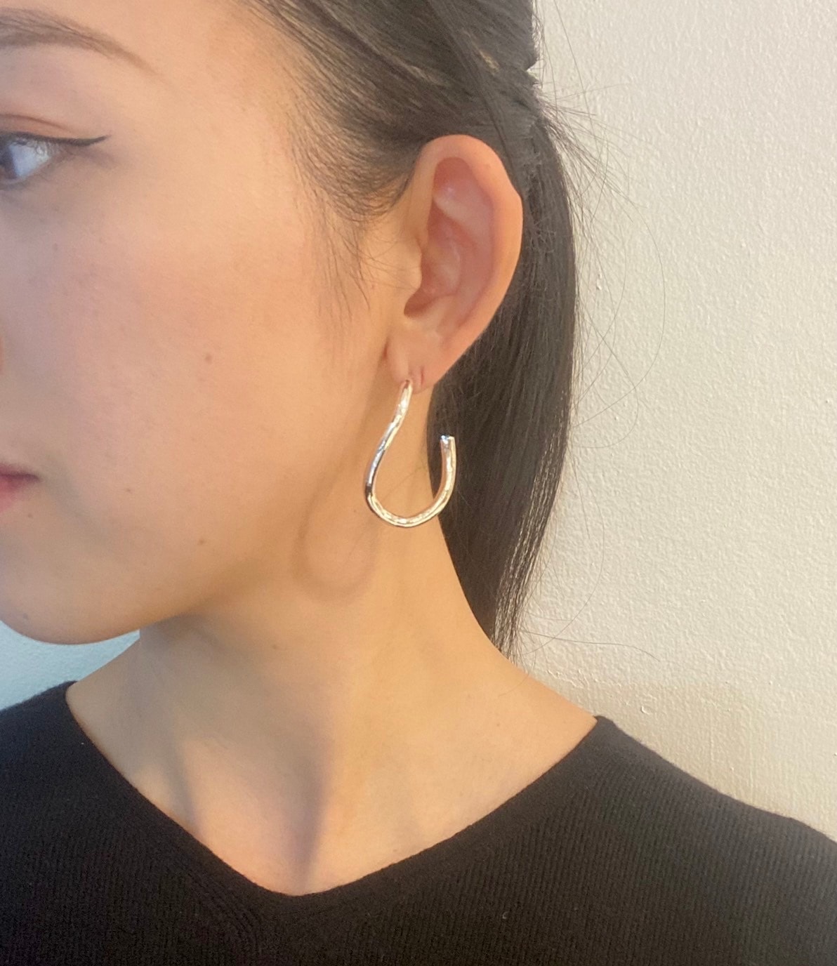 ビッグ割引 ツイストピアス シルバー M アクセサリー