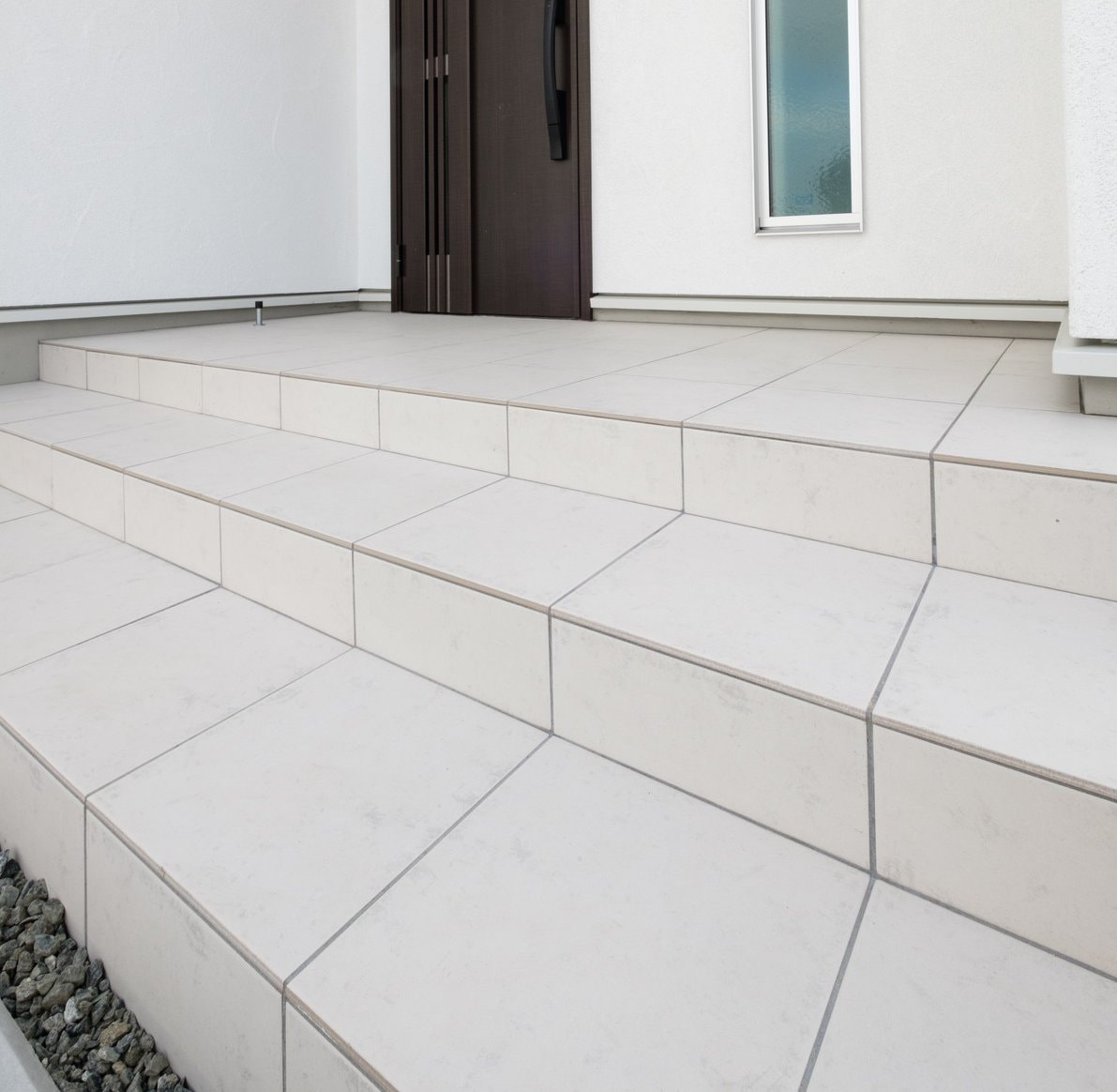 おしゃれでちょっとこだわりの床材,タイル,300角が見つかる｜CeraCore