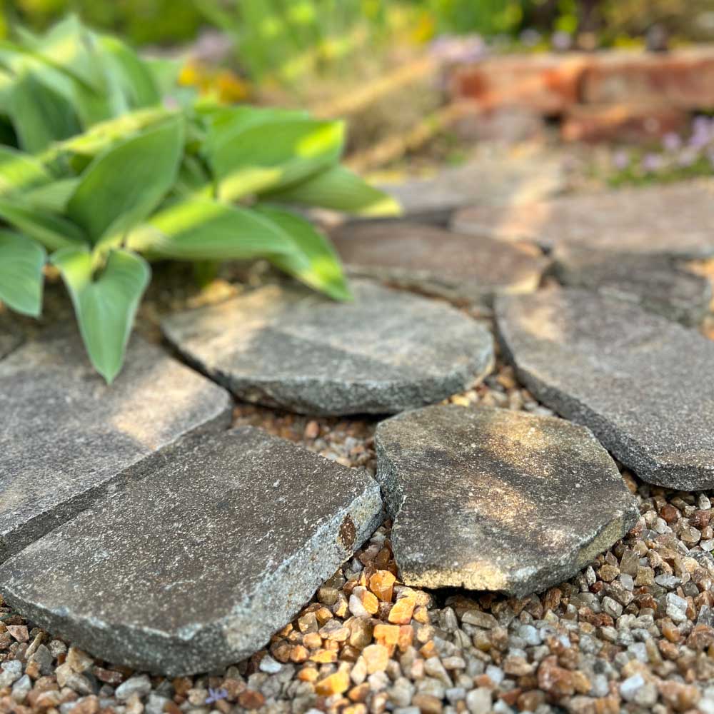 おしゃれでちょっとこだわりのエクステリア,ガーデン石材,乱形石が