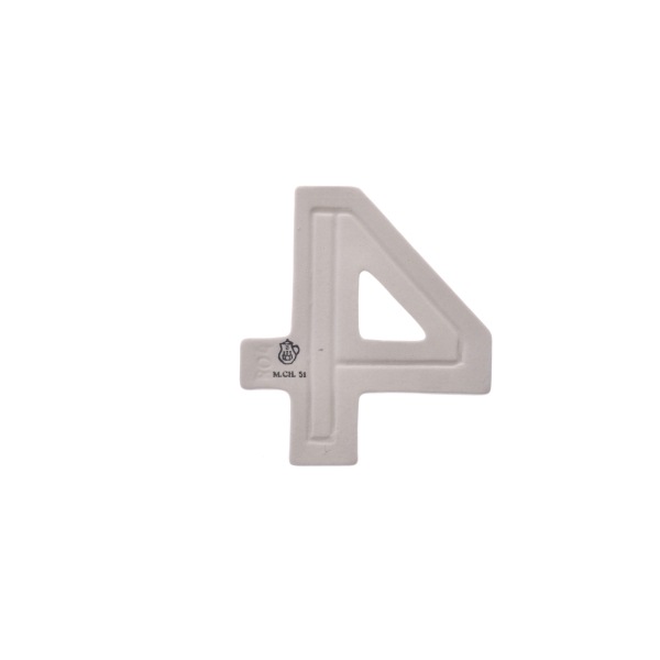 ������ �����ʥ��� 4