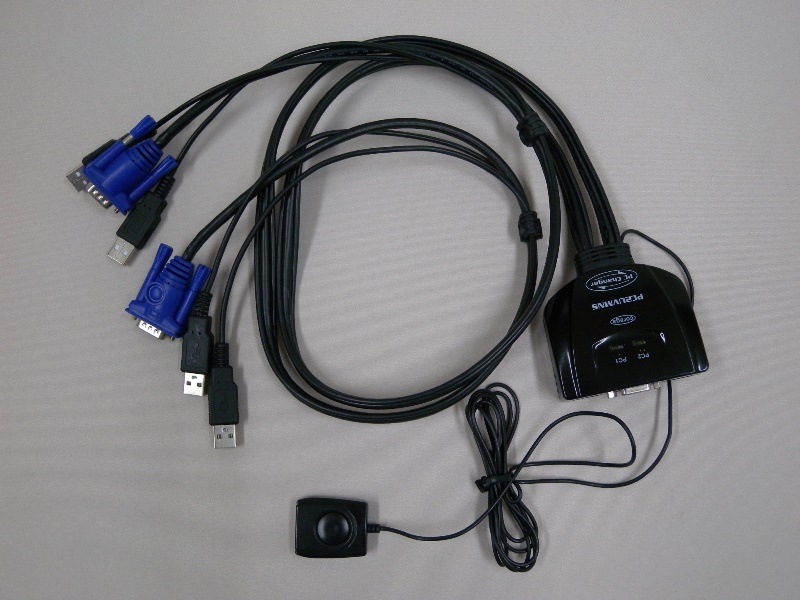 パソコン自動切替器 CG-PC2UVMNS(中古)