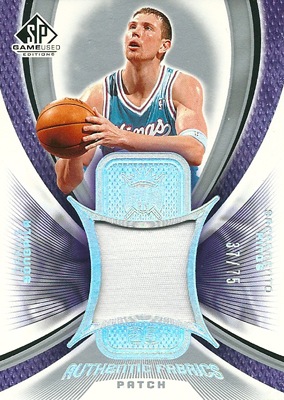 ダリウス ソンガイラ NBAカード 2004/05 SP Game Used Authentic Fabrics Patch 75枚限定！（37/75） / Darius Songaila