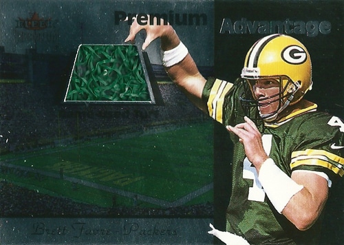 ブレット・ファーブ NFLカード Brett Favre 2001 Fleer Premium Home Field Advantage Turf 233/314