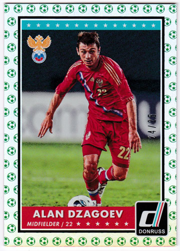 アラン・ジャゴエフ 2015 Panini Donruss Base Green Soccer Ball 24/25 Alan Dzagoev