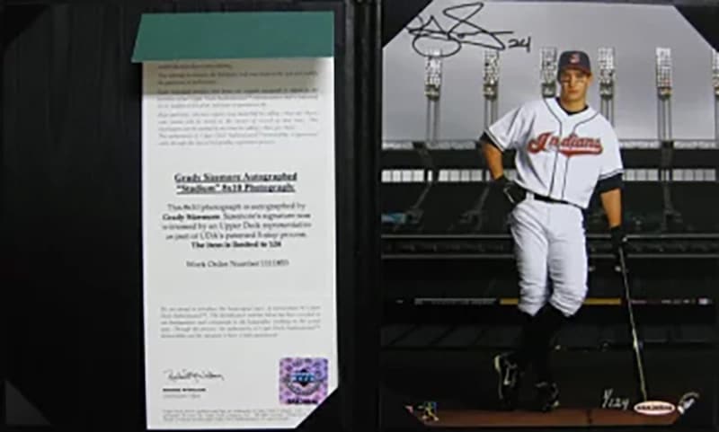 （セール）グレイディ・サイズモア　直筆サイン8x10フォト Stadium 124枚限定！ (特製ケース付き) / Grady Sizemore