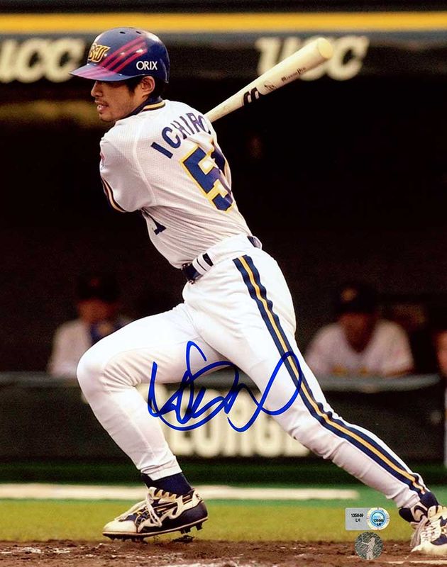イチロー 直筆サイン入り8x10フォト オリックス・ブルーウェーブ ヒッティング / Ichiro Suzuki Autographed 8x10 Photo Orix Blue Wave Hitting IS Holo & MLB Holo Stock