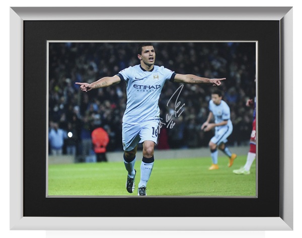 ҥ ľɮե  ޥƥ ԥ󥺥꡼  vs Х󡦥ߥإ (Sergio Aguero Signed Manchester City Photo: Bayern Munich Hat-Trick)