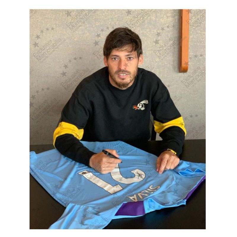 ӥɡ ľɮ˥ե 2019-20 ޥƥFC ۡ Хå ۥ磻ȥեȥܥå (David Silva Signed Manchester City 2019-20 Home Shirt. In Gift Box)