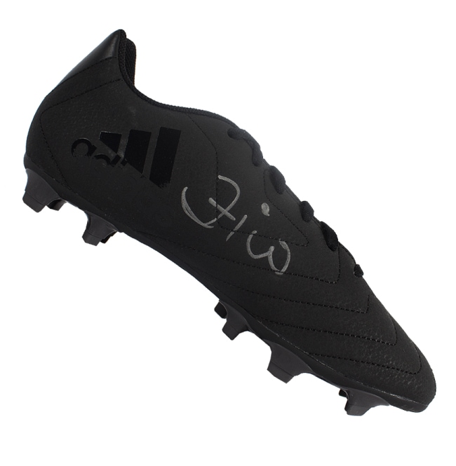 ジーコ 直筆サイン入りスパイク （Zico Signed Black Adidas
