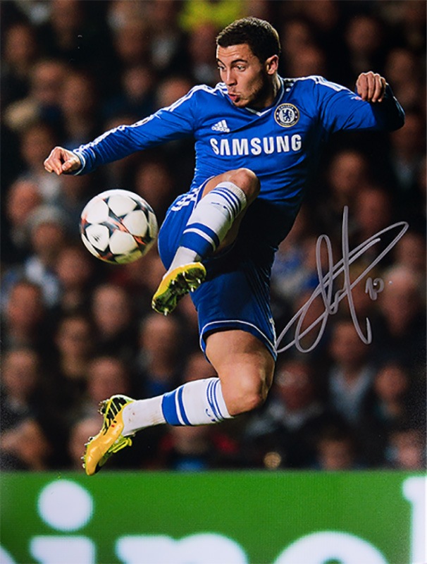 ǥ󡦥 륷 ޥ֡ܡ ľɮե Eden Hazard Signed Chelsea Photo: Master of the Ball